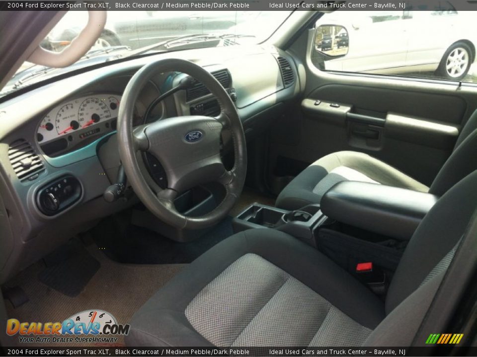 2004 Ford Explorer Sport Trac XLT Black Clearcoat / Medium Pebble/Dark Pebble Photo #18