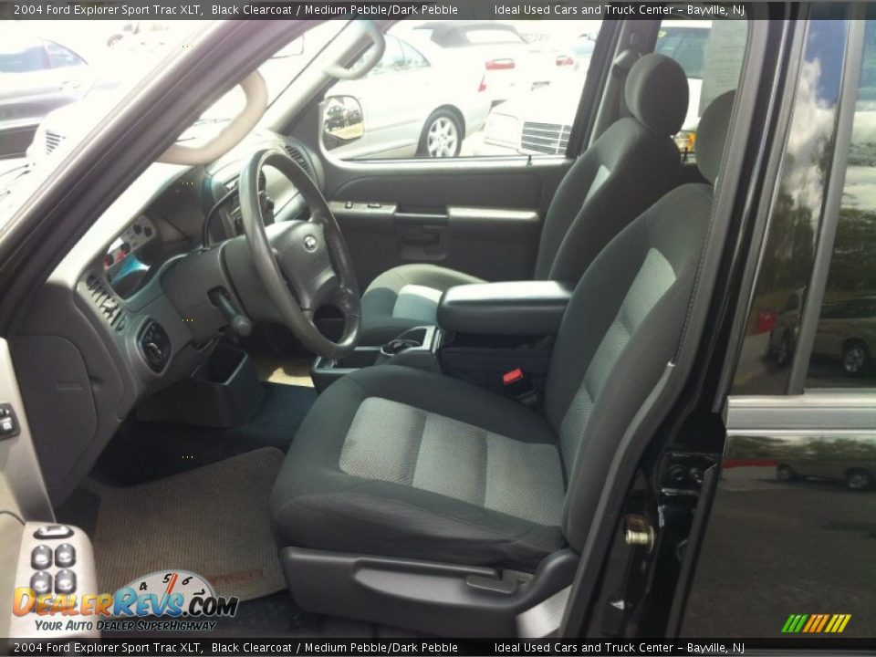 2004 Ford Explorer Sport Trac XLT Black Clearcoat / Medium Pebble/Dark Pebble Photo #19