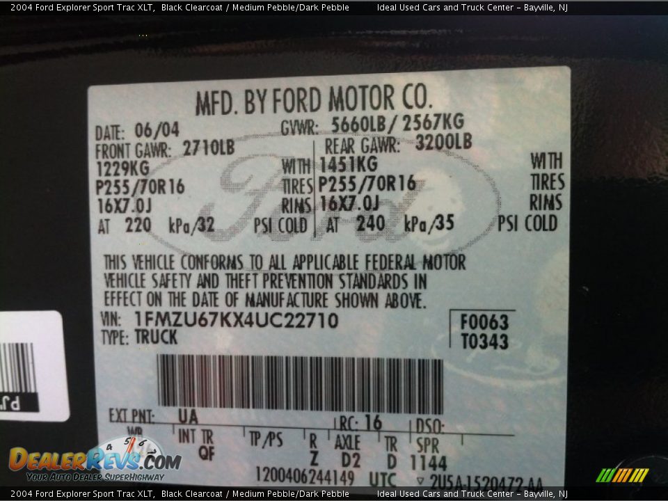 2004 Ford Explorer Sport Trac XLT Black Clearcoat / Medium Pebble/Dark Pebble Photo #20