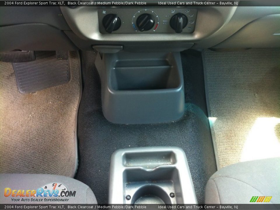 2004 Ford Explorer Sport Trac XLT Black Clearcoat / Medium Pebble/Dark Pebble Photo #21