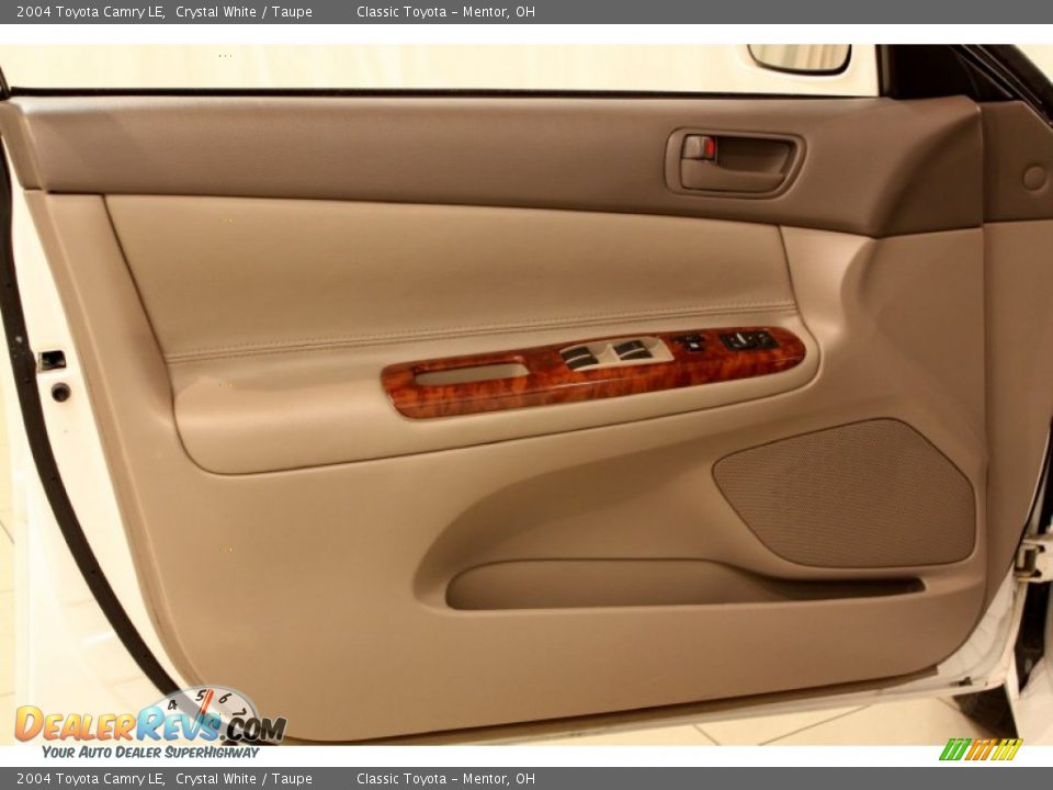 Door Panel of 2004 Toyota Camry LE Photo #4