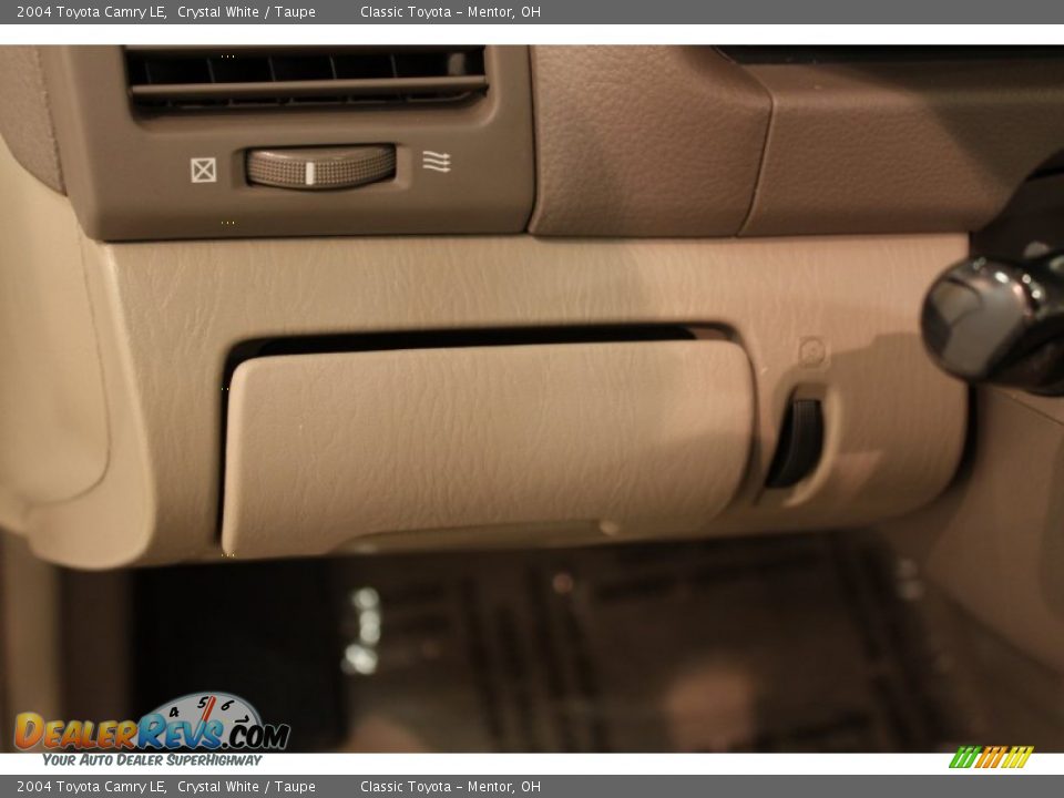 2004 Toyota Camry LE Crystal White / Taupe Photo #6