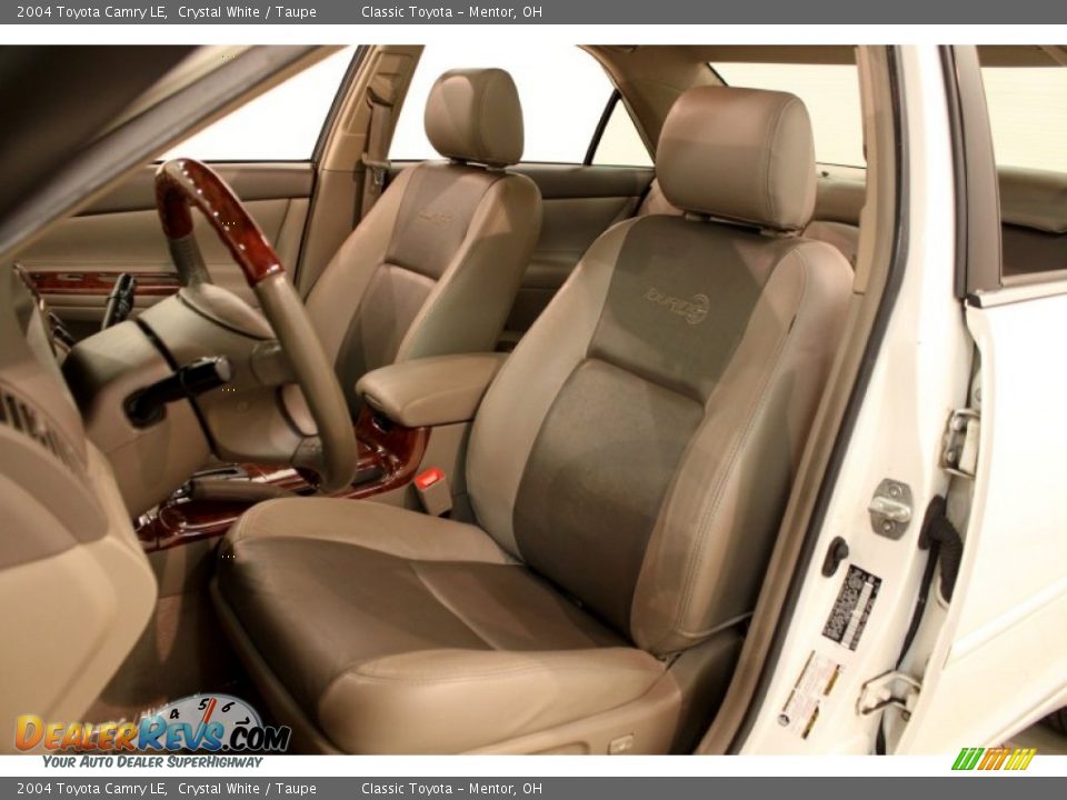 Taupe Interior - 2004 Toyota Camry LE Photo #9