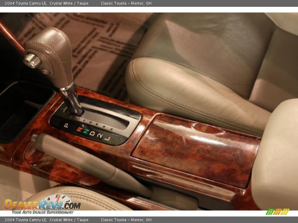 2004 Toyota Camry LE Shifter Photo #13