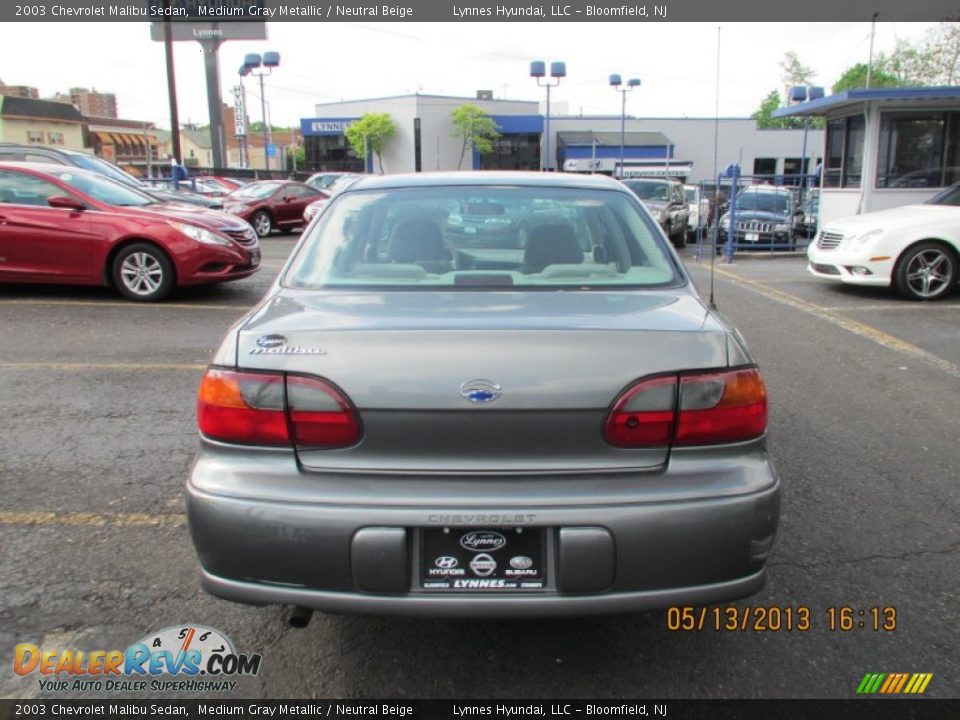 2003 Chevrolet Malibu Sedan Medium Gray Metallic / Neutral Beige Photo #4