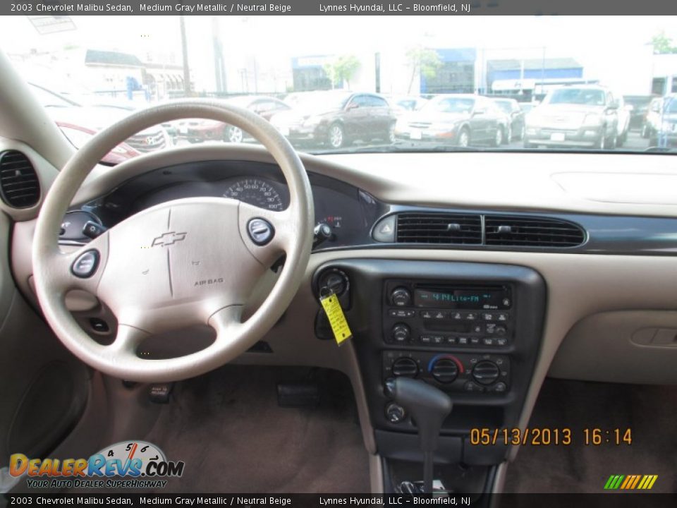 2003 Chevrolet Malibu Sedan Medium Gray Metallic / Neutral Beige Photo #9