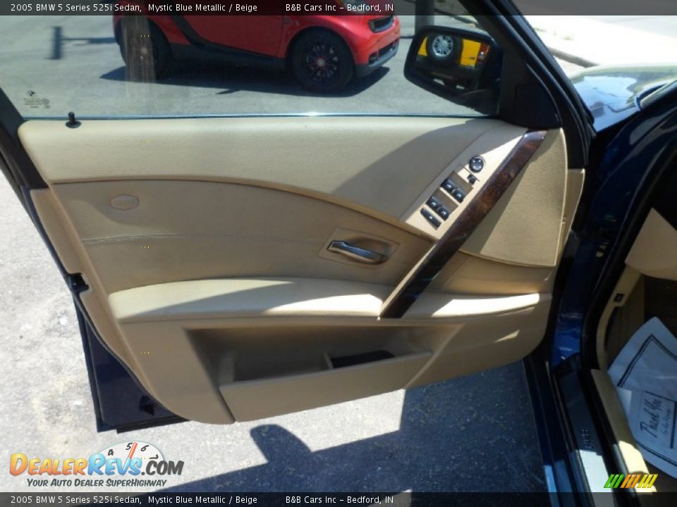2005 BMW 5 Series 525i Sedan Mystic Blue Metallic / Beige Photo #22