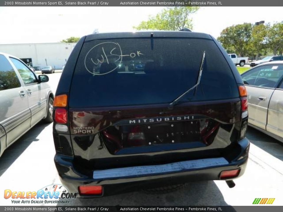 2003 Mitsubishi Montero Sport ES Solano Black Pearl / Gray Photo #4
