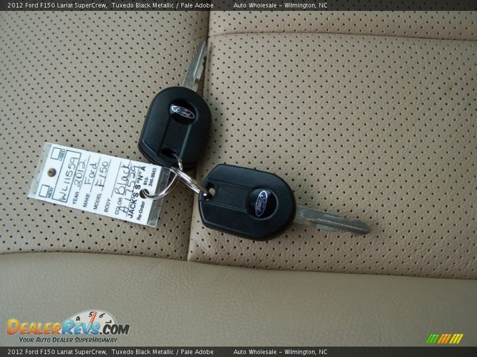 2012 Ford F150 Lariat SuperCrew Tuxedo Black Metallic / Pale Adobe Photo #20