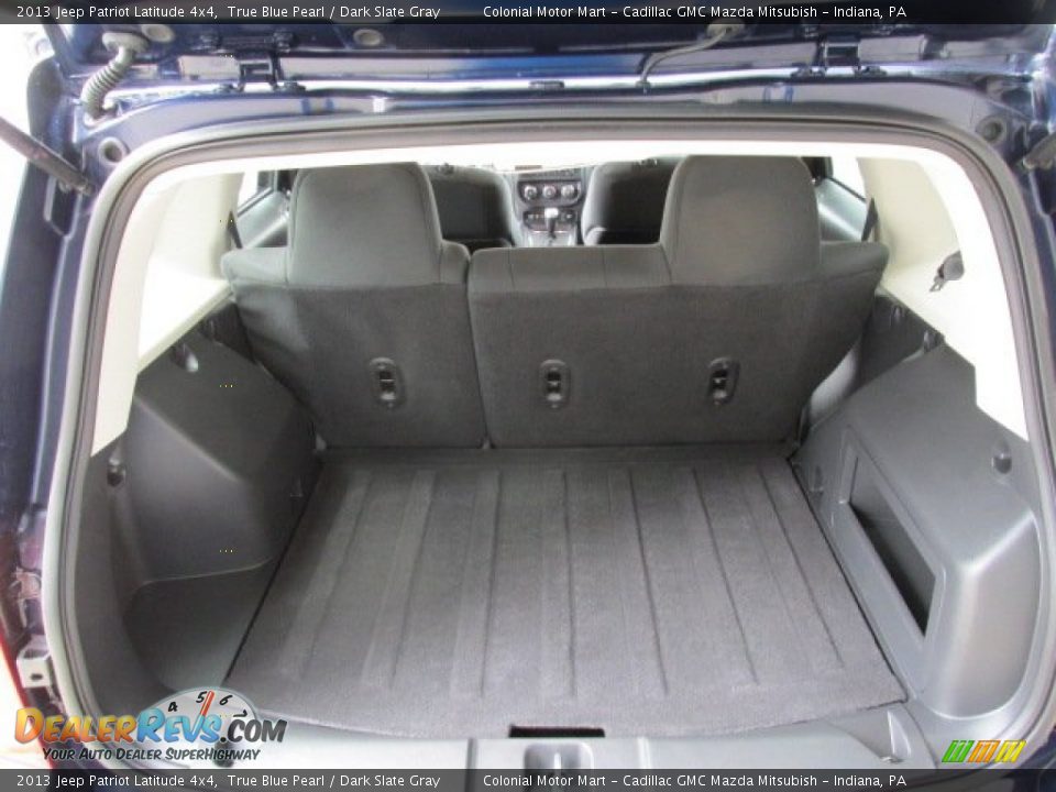 2013 Jeep Patriot Latitude 4x4 True Blue Pearl / Dark Slate Gray Photo #18