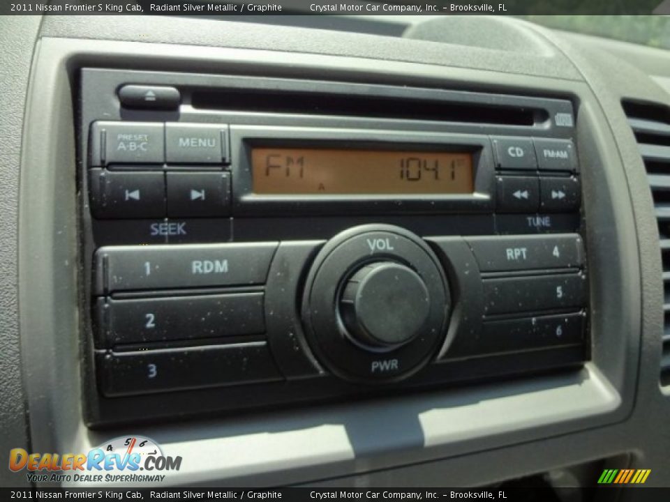 2011 Nissan Frontier S King Cab Radiant Silver Metallic / Graphite Photo #17
