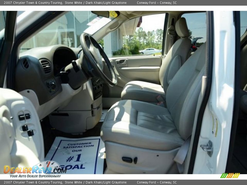 2007 Chrysler Town & Country Touring Stone White / Dark Khaki/Light Graystone Photo #22