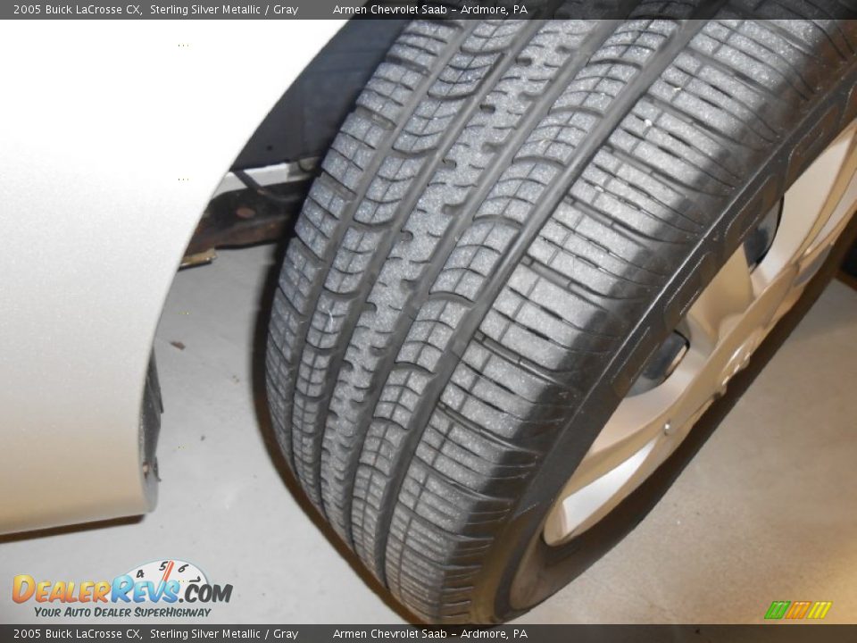 2005 Buick LaCrosse CX Sterling Silver Metallic / Gray Photo #22