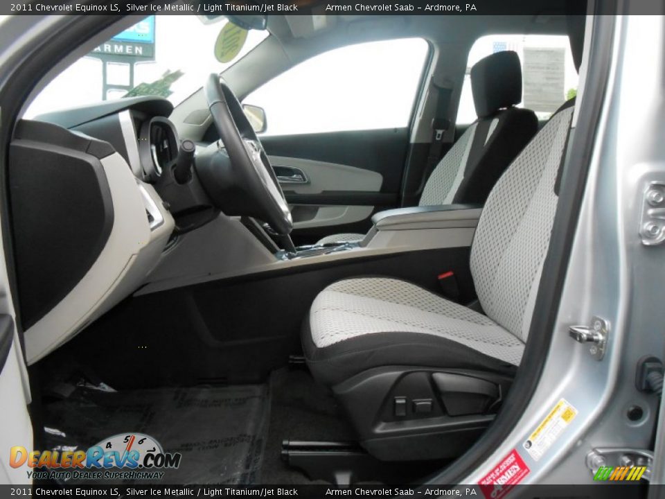 2011 Chevrolet Equinox LS Silver Ice Metallic / Light Titanium/Jet Black Photo #7