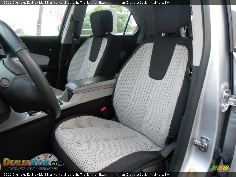 2011 Chevrolet Equinox LS Silver Ice Metallic / Light Titanium/Jet Black Photo #8
