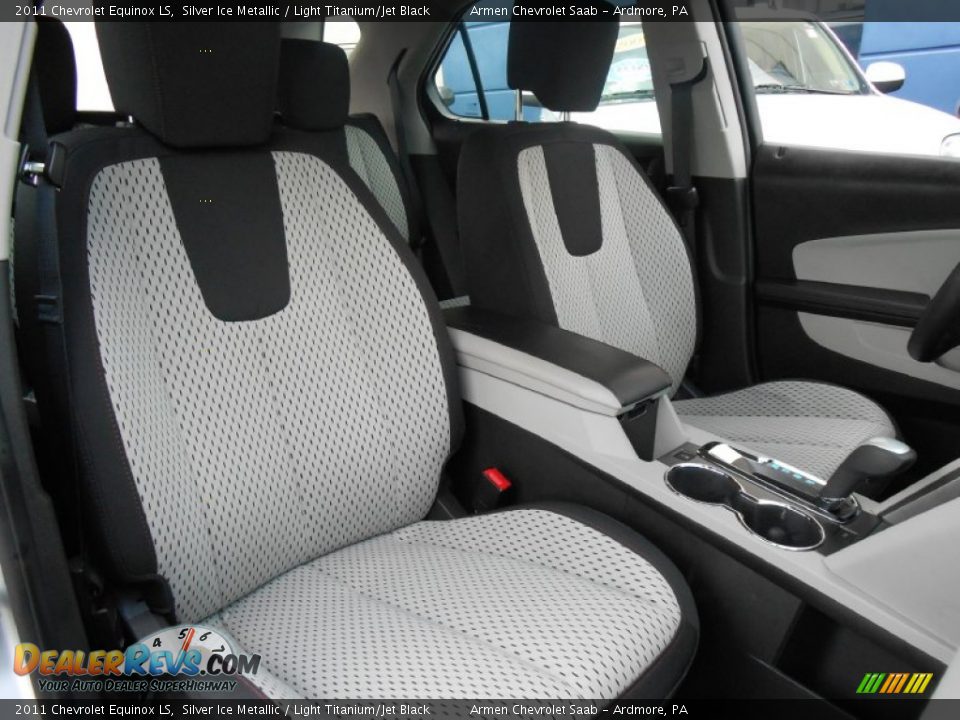 2011 Chevrolet Equinox LS Silver Ice Metallic / Light Titanium/Jet Black Photo #11
