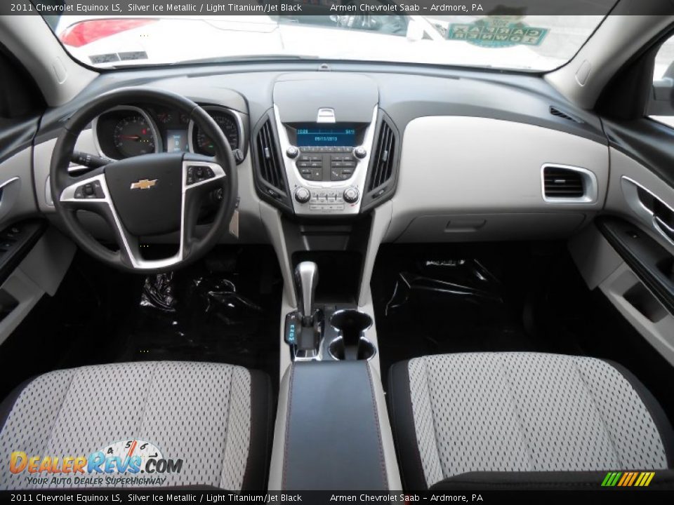 2011 Chevrolet Equinox LS Silver Ice Metallic / Light Titanium/Jet Black Photo #15