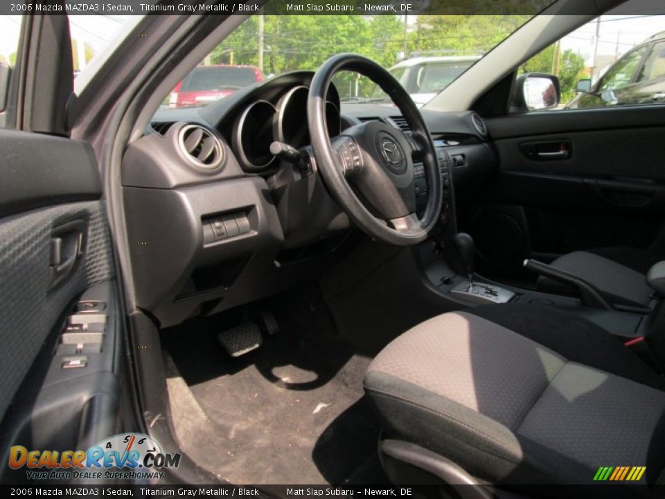 2006 Mazda MAZDA3 i Sedan Titanium Gray Metallic / Black Photo #11