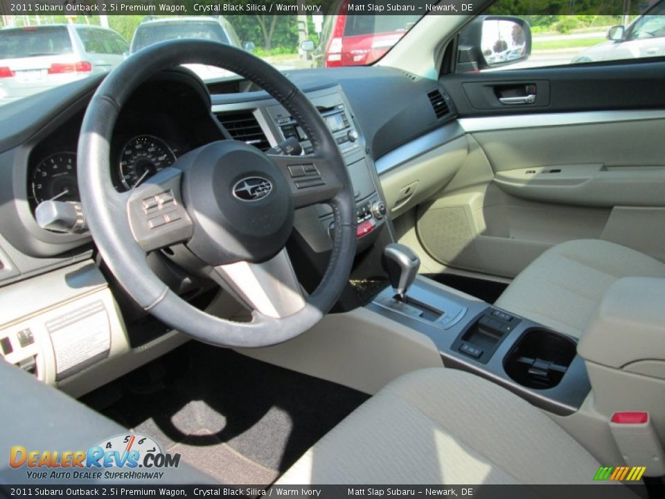 2011 Subaru Outback 2.5i Premium Wagon Crystal Black Silica / Warm Ivory Photo #10