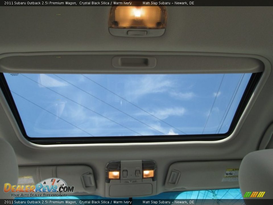 2011 Subaru Outback 2.5i Premium Wagon Crystal Black Silica / Warm Ivory Photo #17