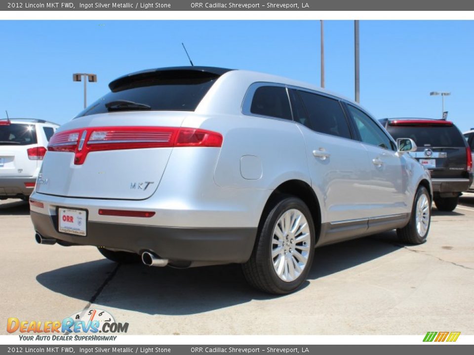 2012 Lincoln MKT FWD Ingot Silver Metallic / Light Stone Photo #4