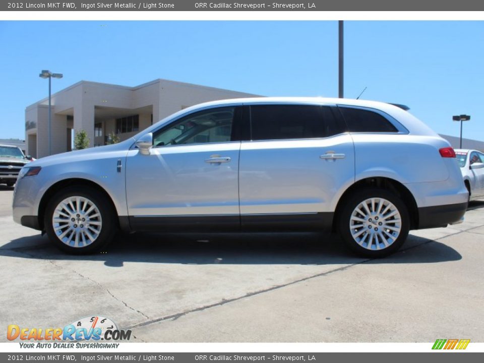 Ingot Silver Metallic 2012 Lincoln MKT FWD Photo #5