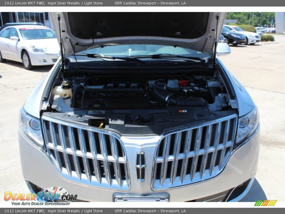 2012 Lincoln MKT FWD Ingot Silver Metallic / Light Stone Photo #10