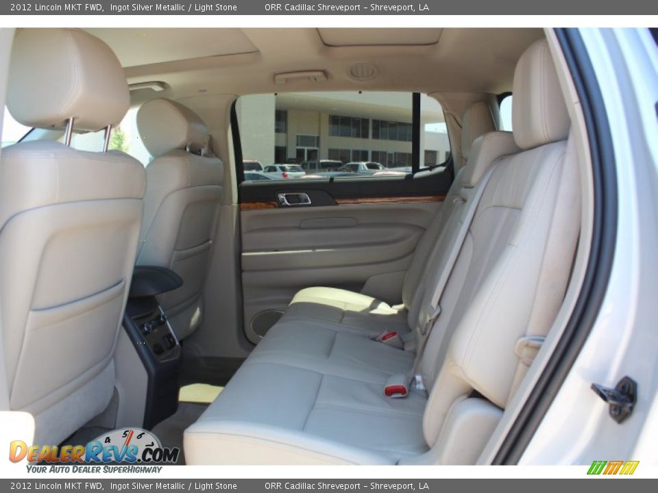2012 Lincoln MKT FWD Ingot Silver Metallic / Light Stone Photo #20