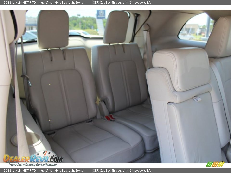 2012 Lincoln MKT FWD Ingot Silver Metallic / Light Stone Photo #23