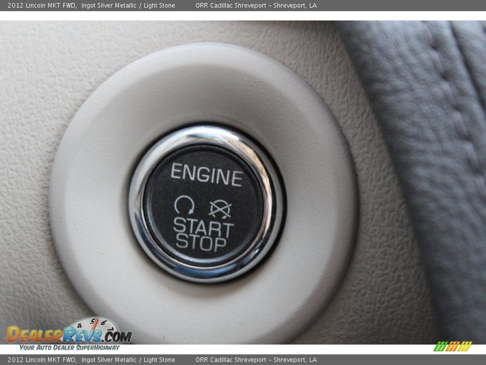 2012 Lincoln MKT FWD Ingot Silver Metallic / Light Stone Photo #29