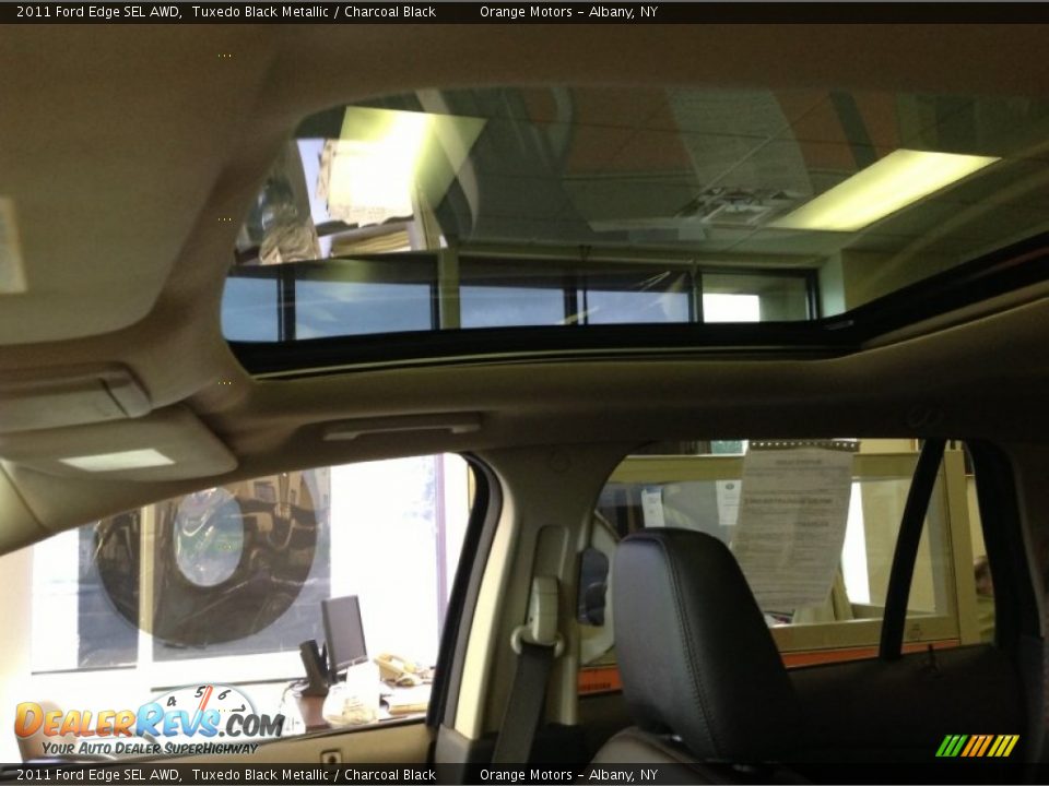 2011 Ford Edge SEL AWD Tuxedo Black Metallic / Charcoal Black Photo #10