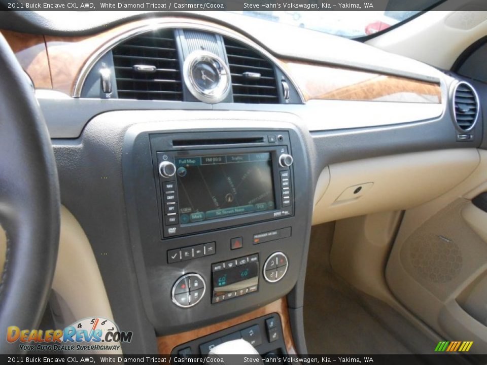 2011 Buick Enclave CXL AWD White Diamond Tricoat / Cashmere/Cocoa Photo #24