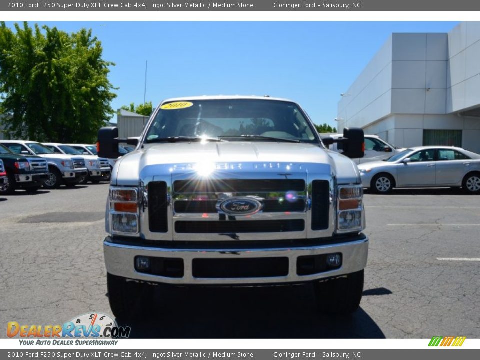 2010 Ford F250 Super Duty XLT Crew Cab 4x4 Ingot Silver Metallic / Medium Stone Photo #7