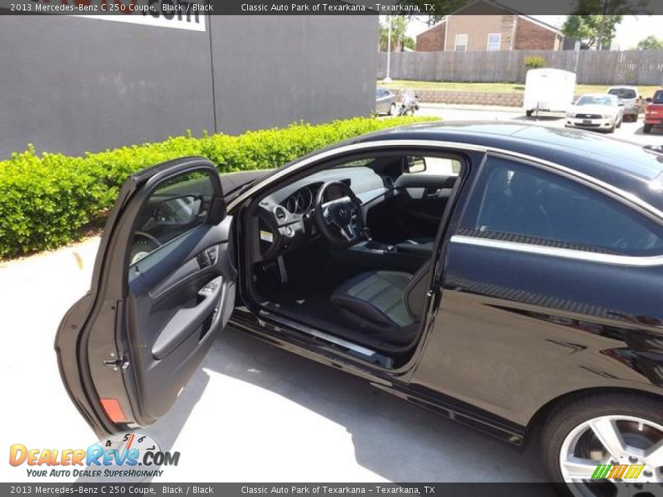 2013 Mercedes-Benz C 250 Coupe Black / Black Photo #10