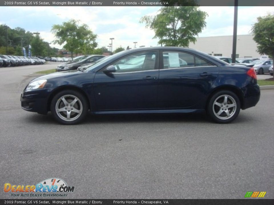 2009 Pontiac G6 V6 Sedan Midnight Blue Metallic / Ebony Photo #3