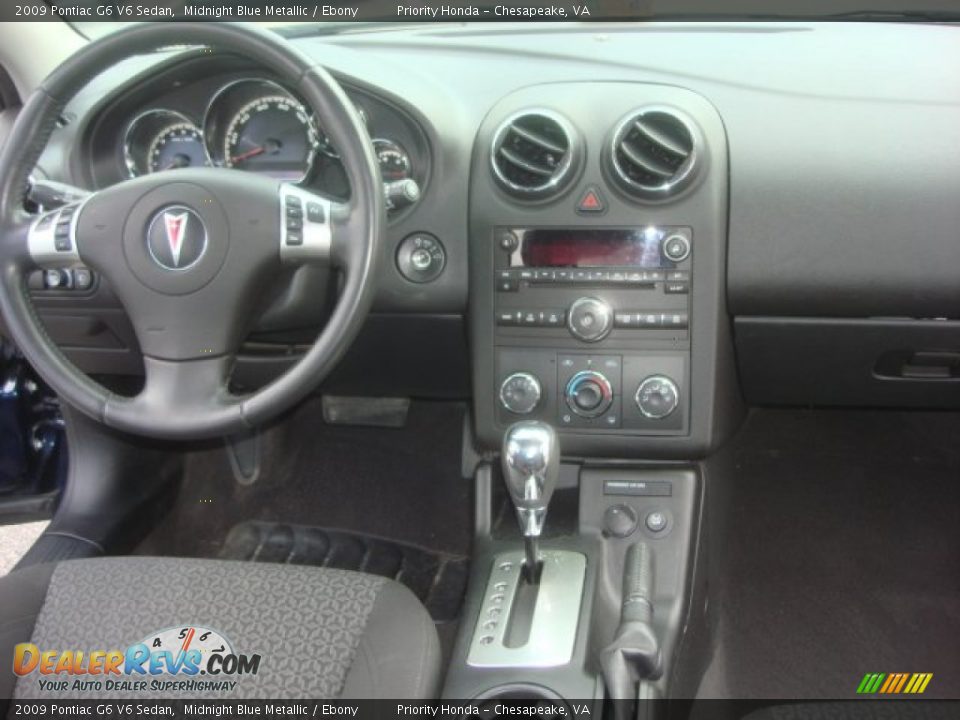 2009 Pontiac G6 V6 Sedan Midnight Blue Metallic / Ebony Photo #12