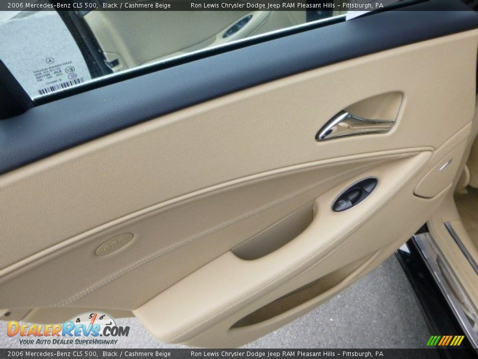 Door Panel of 2006 Mercedes-Benz CLS 500 Photo #11