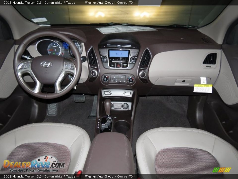 2013 Hyundai Tucson GLS Cotton White / Taupe Photo #3