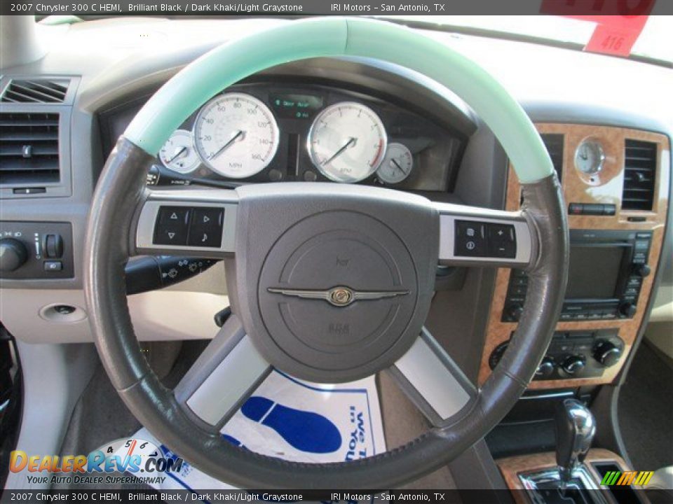 2007 Chrysler 300 C HEMI Brilliant Black / Dark Khaki/Light Graystone Photo #13