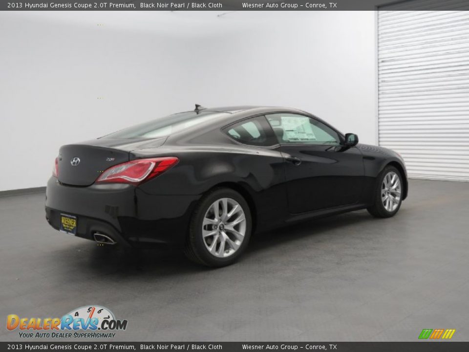 2013 Hyundai Genesis Coupe 2.0T Premium Black Noir Pearl / Black Cloth Photo #2