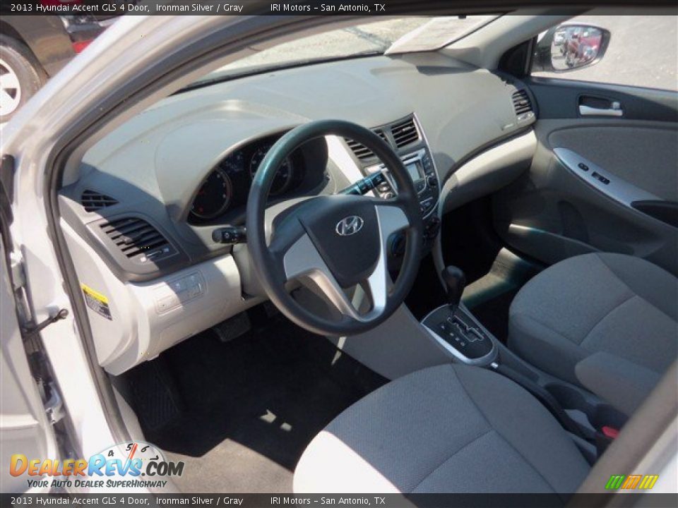 2013 Hyundai Accent GLS 4 Door Ironman Silver / Gray Photo #8