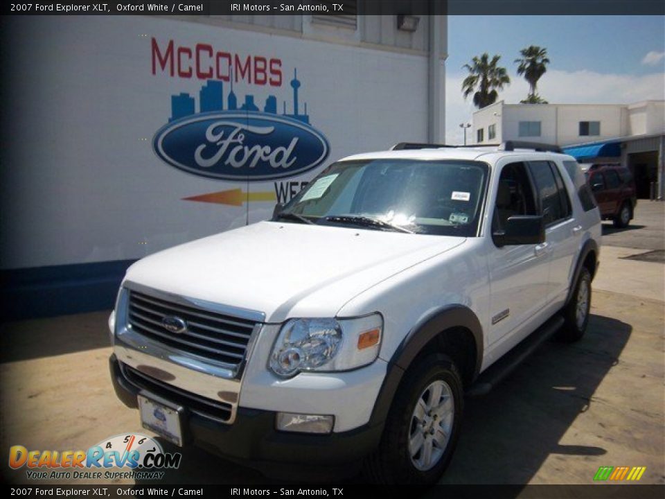 2007 Ford Explorer XLT Oxford White / Camel Photo #1