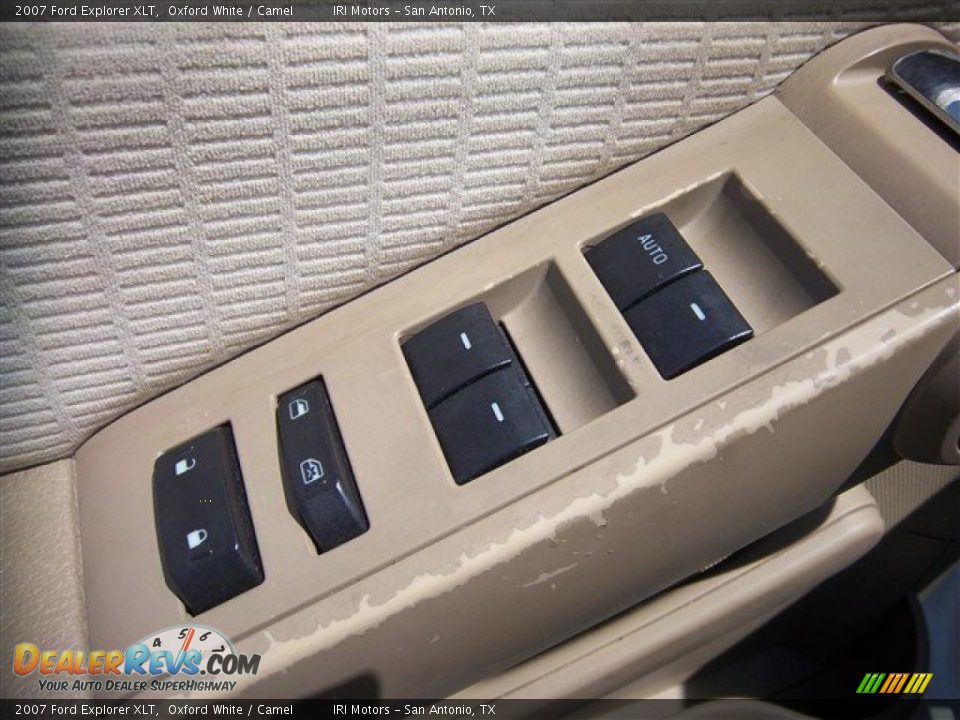 2007 Ford Explorer XLT Oxford White / Camel Photo #13