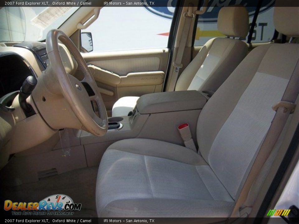 2007 Ford Explorer XLT Oxford White / Camel Photo #14