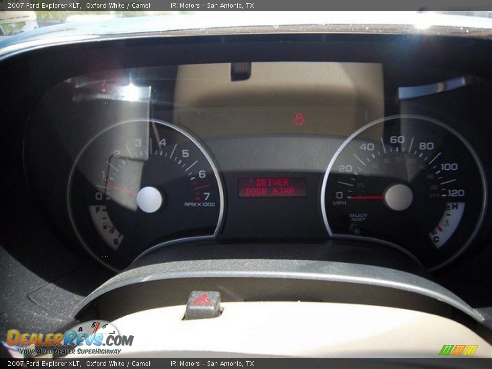 2007 Ford Explorer XLT Oxford White / Camel Photo #29
