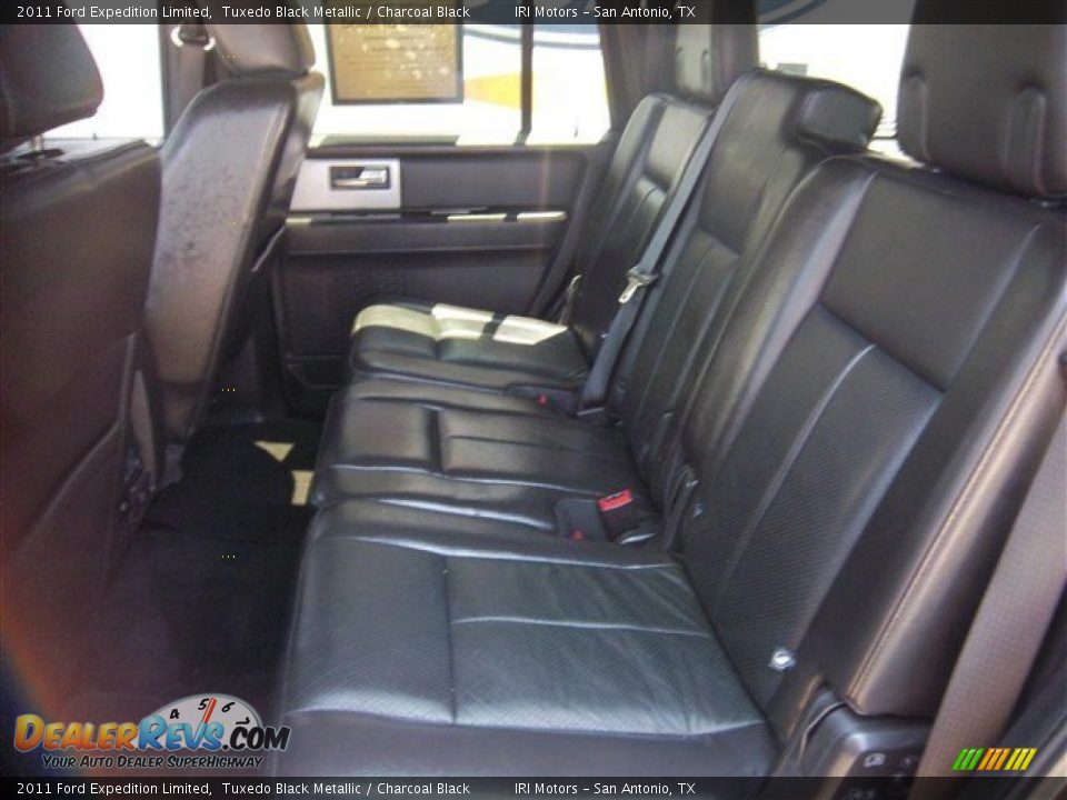2011 Ford Expedition Limited Tuxedo Black Metallic / Charcoal Black Photo #17