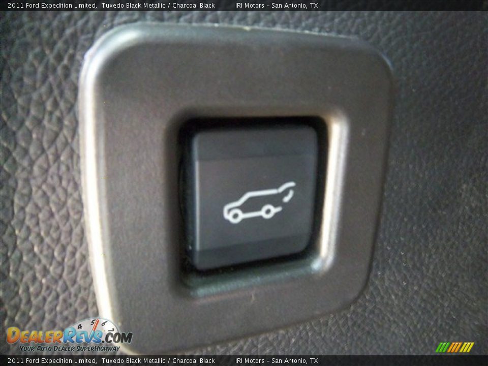 2011 Ford Expedition Limited Tuxedo Black Metallic / Charcoal Black Photo #21