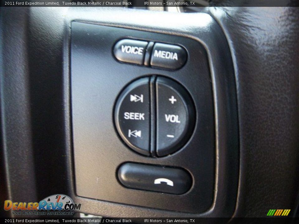 2011 Ford Expedition Limited Tuxedo Black Metallic / Charcoal Black Photo #29