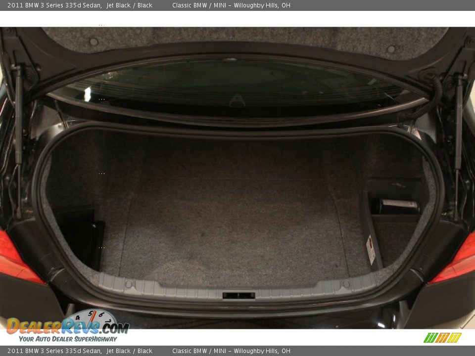 2011 BMW 3 Series 335d Sedan Trunk Photo #19