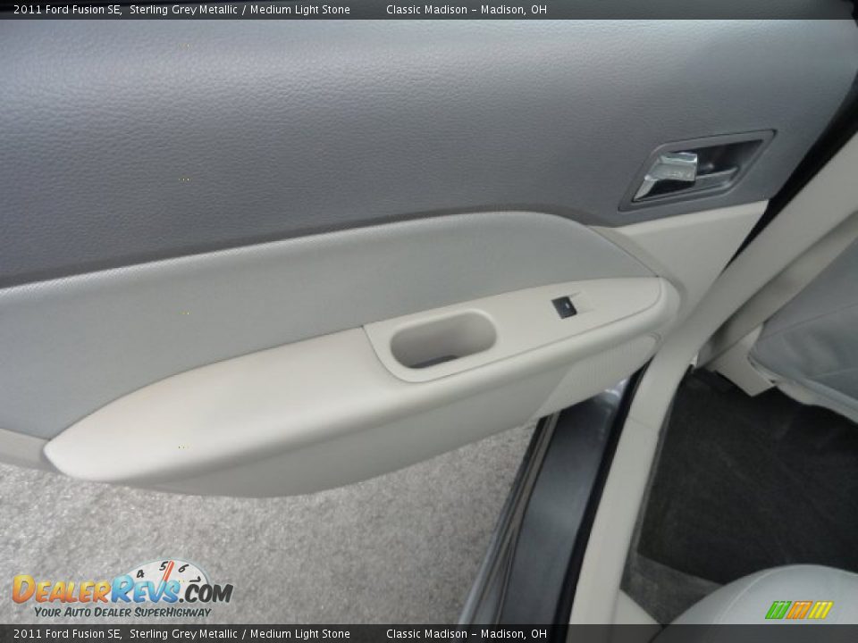 2011 Ford Fusion SE Sterling Grey Metallic / Medium Light Stone Photo #8